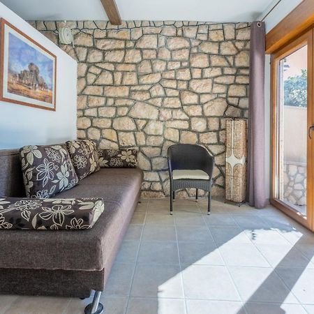 Apartmani Anita Dramalj Buitenkant foto