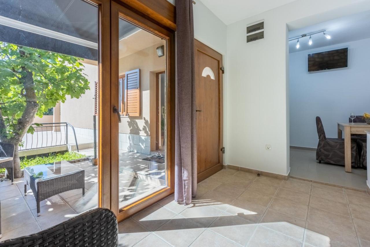 Apartmani Anita Dramalj Buitenkant foto