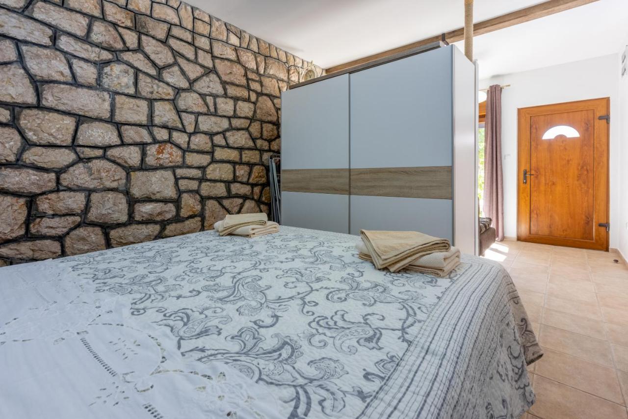 Apartmani Anita Dramalj Buitenkant foto